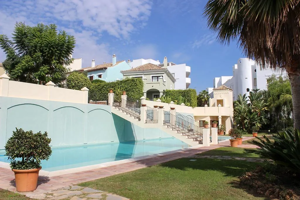 Villa Simvid Marbella 0*,